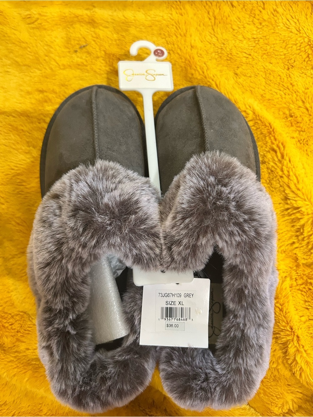 Jessica Simpson Grey Faux Fur Lined Slip-On Slippers Size 9/10
